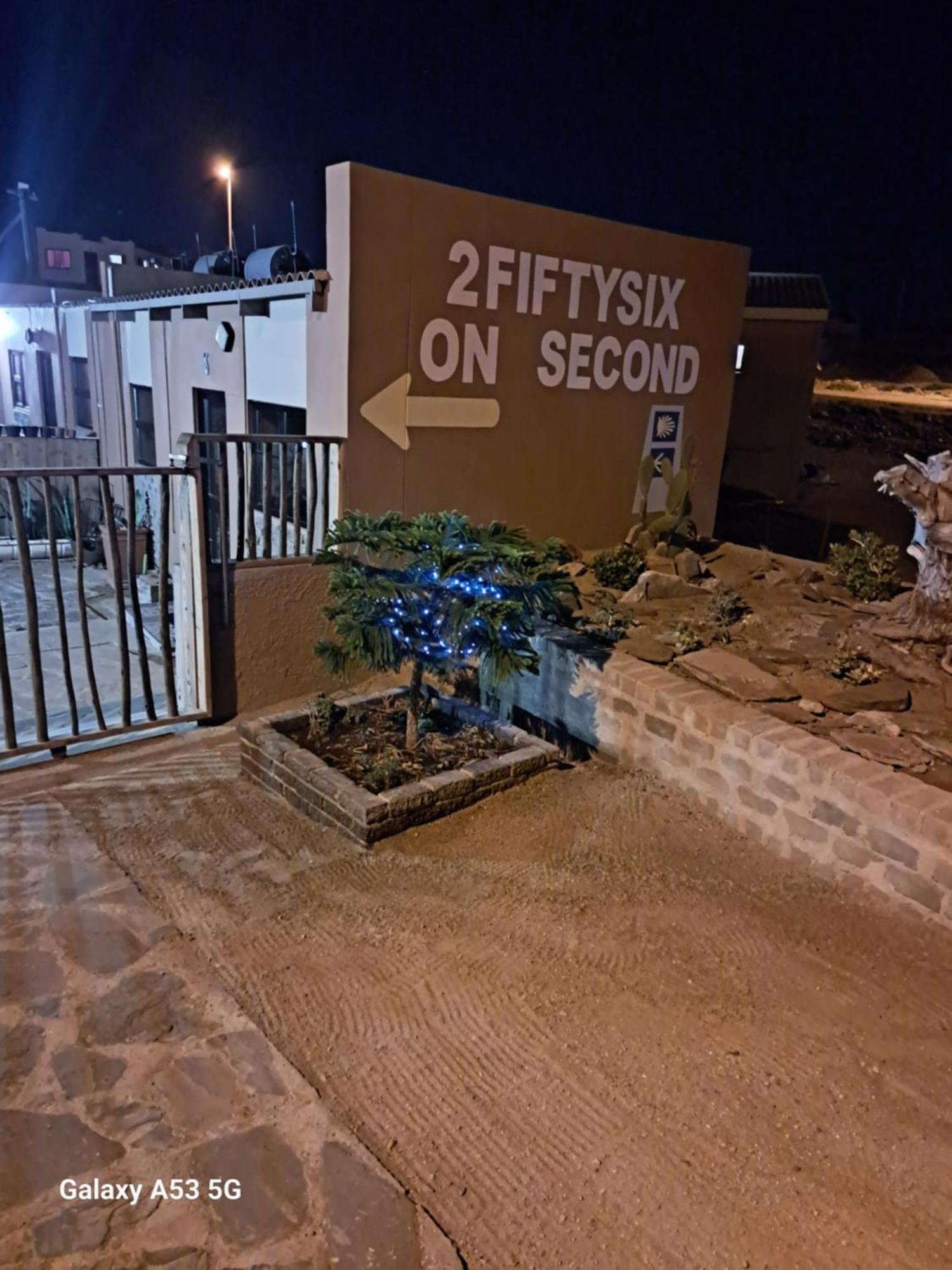 Apartmán 2Fiftysix On Second Lüderitz Exteriér fotografie